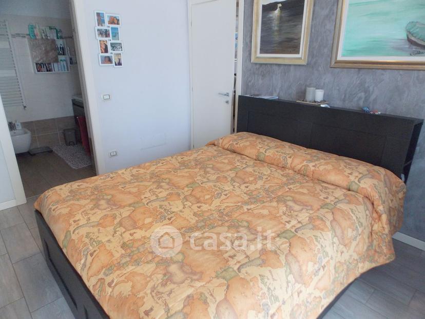 Trilocale in Via Volturno 26 — foto 15 di 34