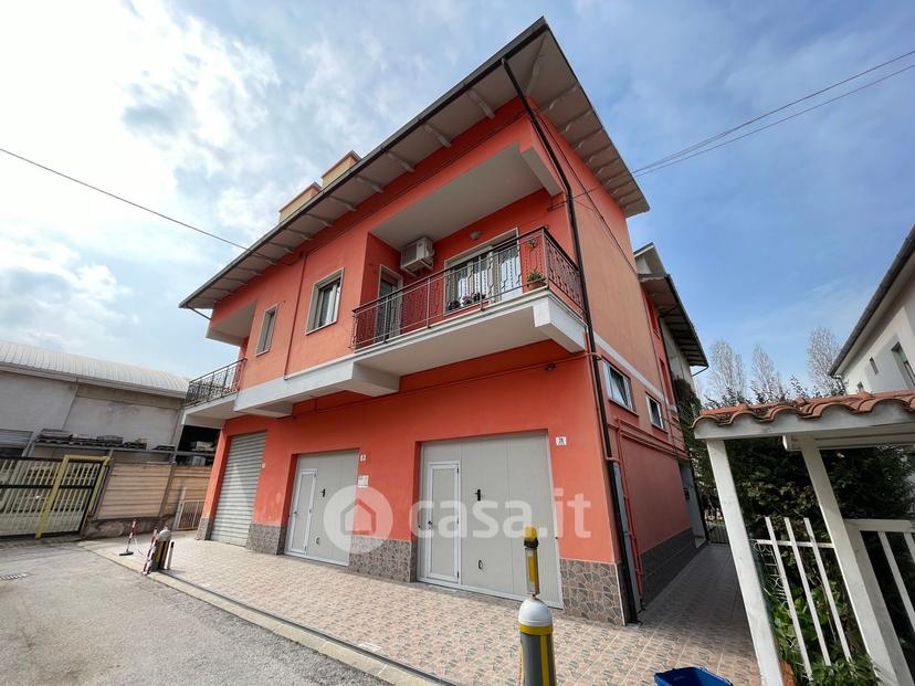Appartamento in Via Celano 24 — foto 17 di 32