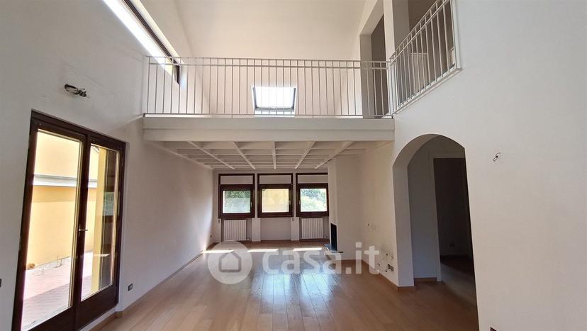 Appartamento in Via Ugo Foscolo 12 — foto 45 di 57