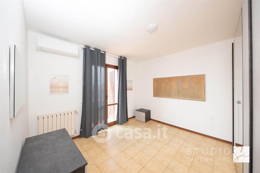 Trilocale in Via Eugenio Montale — foto 5 di 27