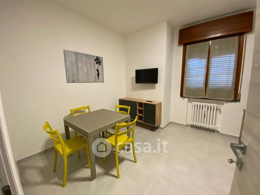 Stanza in Via Carlo Ferrarini 2 — foto 5 di 20