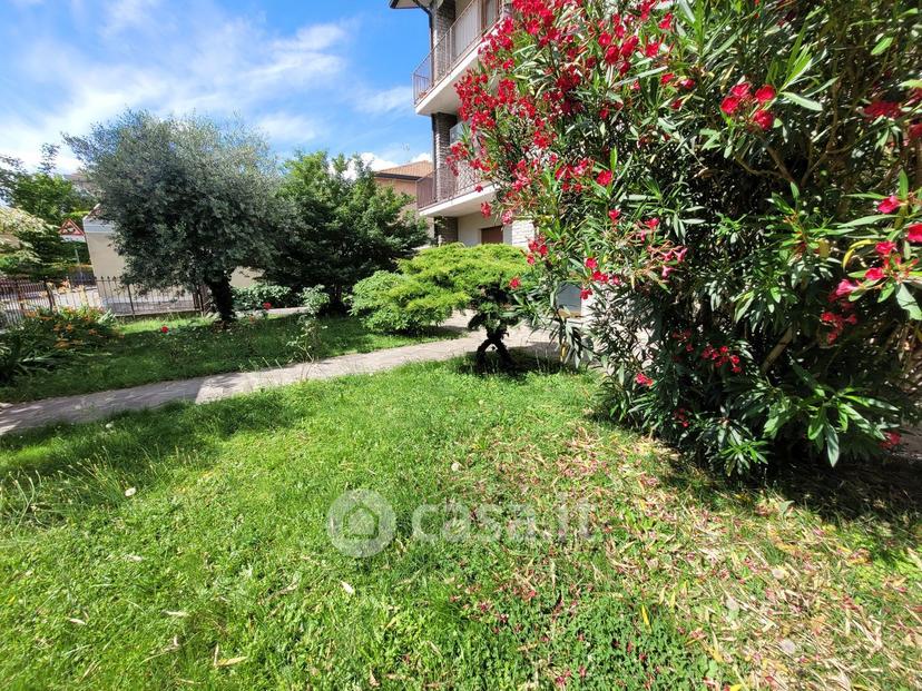 Quadrilocale in Viale dei Pioppi 136 — foto 12 di 22