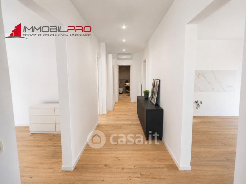 Trilocale in Via San G. Bosco 65 — foto 10 di 31
