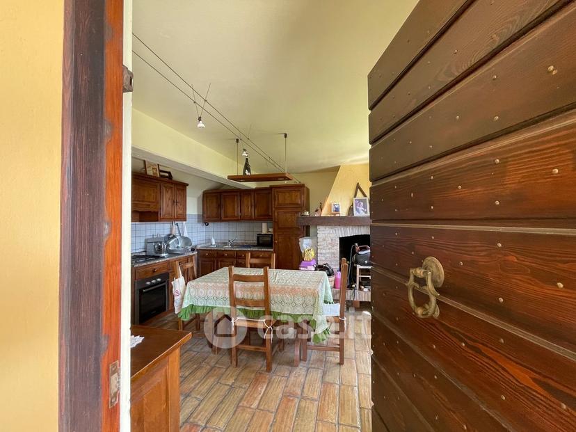 Villa in Via Isabella d'Este — foto 10 di 27