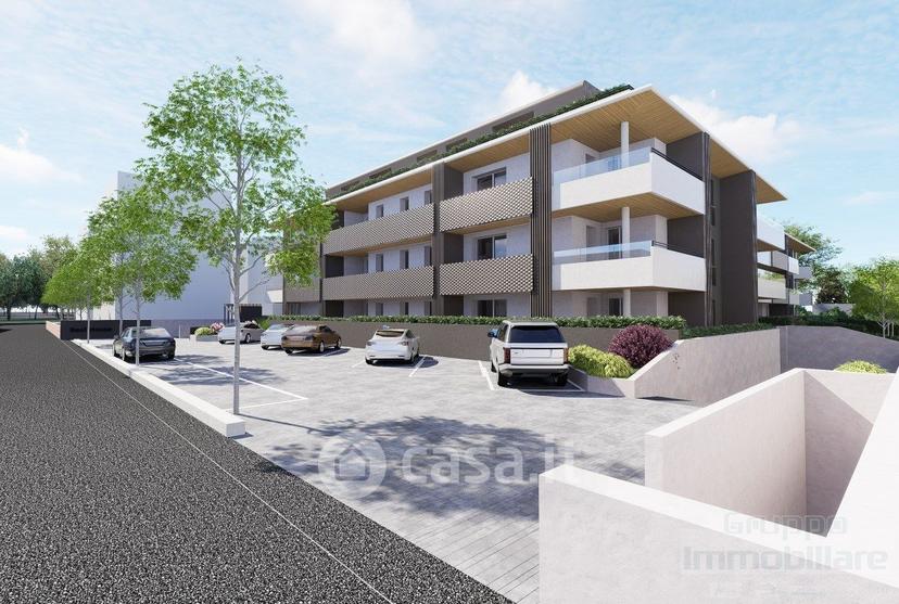 Trilocale in Via Lodovico Agostini 144 — foto 2 di 17