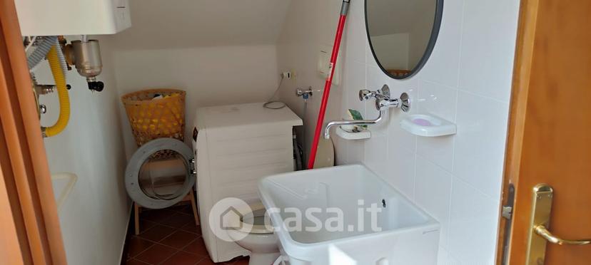 Trilocale in Via Chiassino 3 — foto 14 di 26