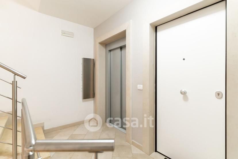 Quadrilocale in Via Edmondo de Amicis 50 a — foto 29 di 30