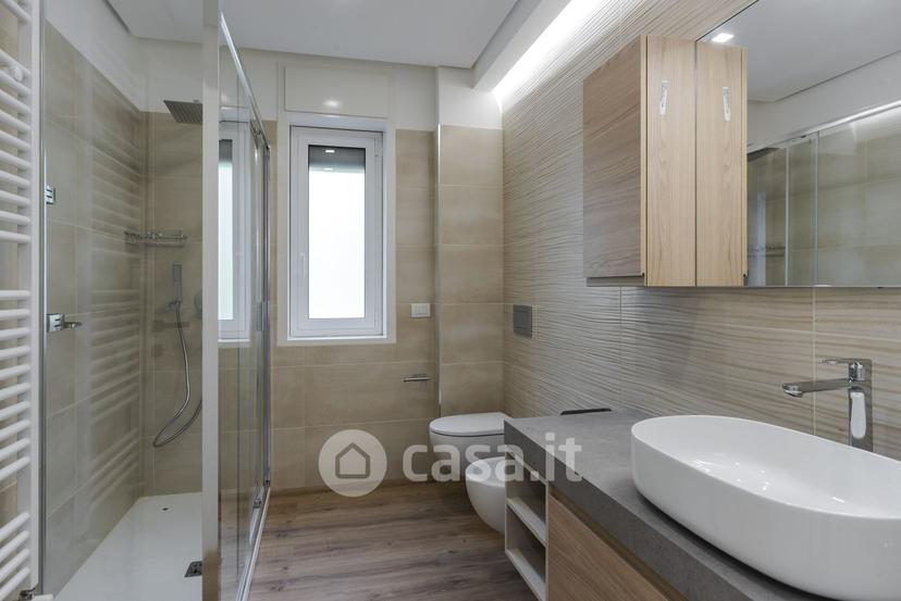 Appartamento in Via Livorno 3 — foto 10 di 33