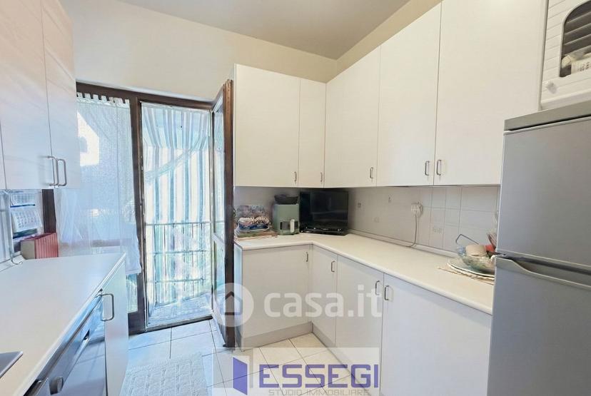 Quadrilocale in Via Cav. Attilio Porroni 10 — foto 18 di 27