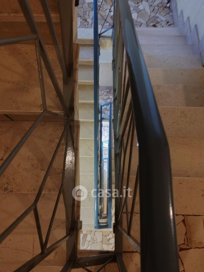 Stanza in Via Gioacchino Rossini 15 — foto 15 di 33