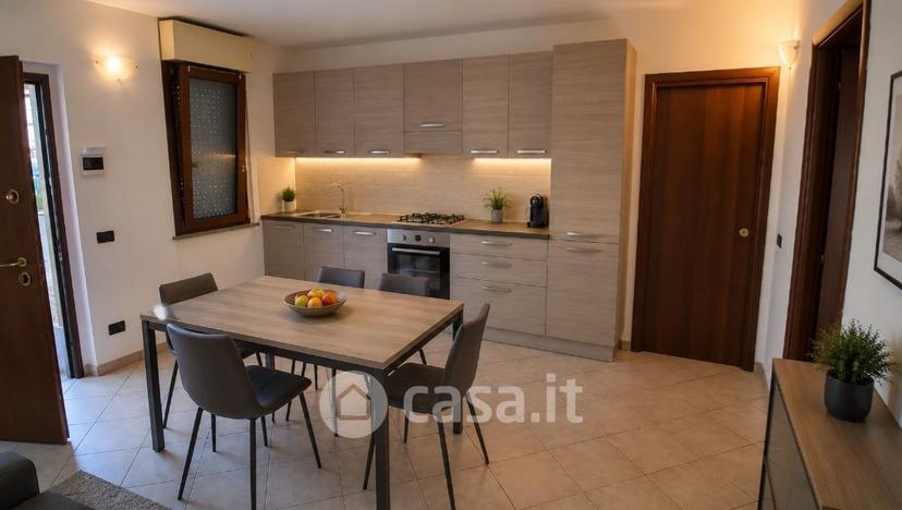 Trilocale in Via Andrea Costa — foto 9 di 13