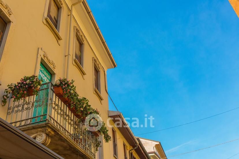 Bilocale in Via Milano 2 — foto 8 di 17