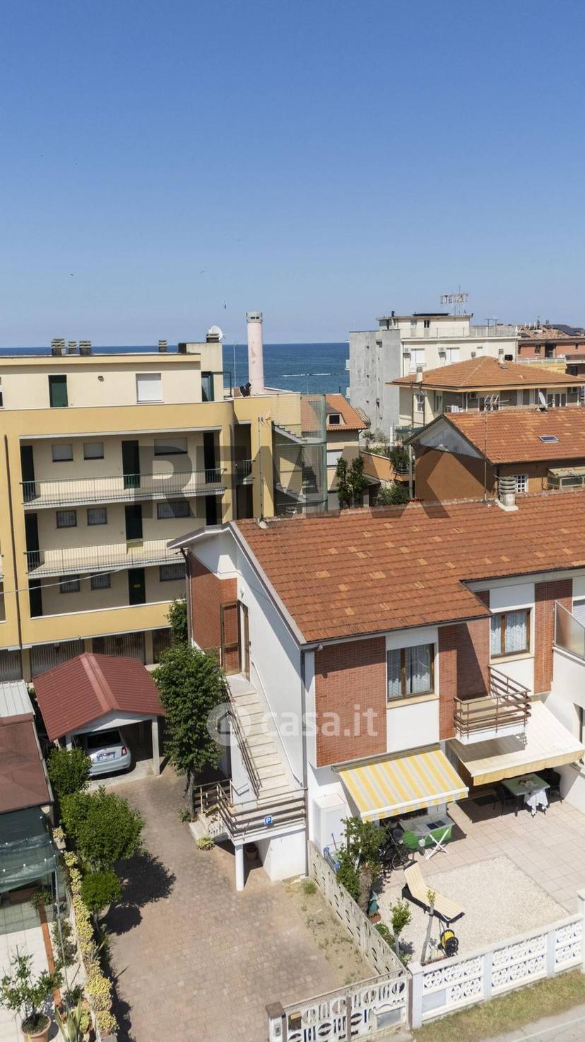 Appartamento in Via Foglia 4 — foto 27 di 41
