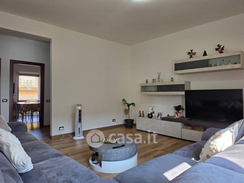 Trilocale in Via Cesare Battisti — foto 9 di 53