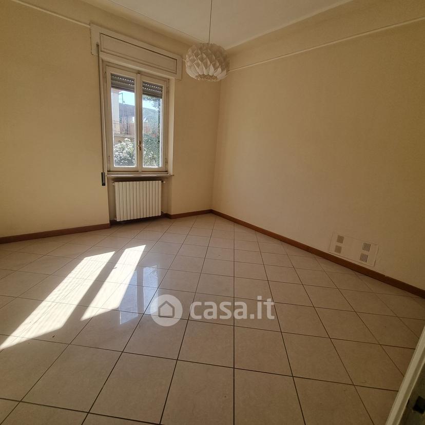 Villa in Rosselli — foto 25 di 41