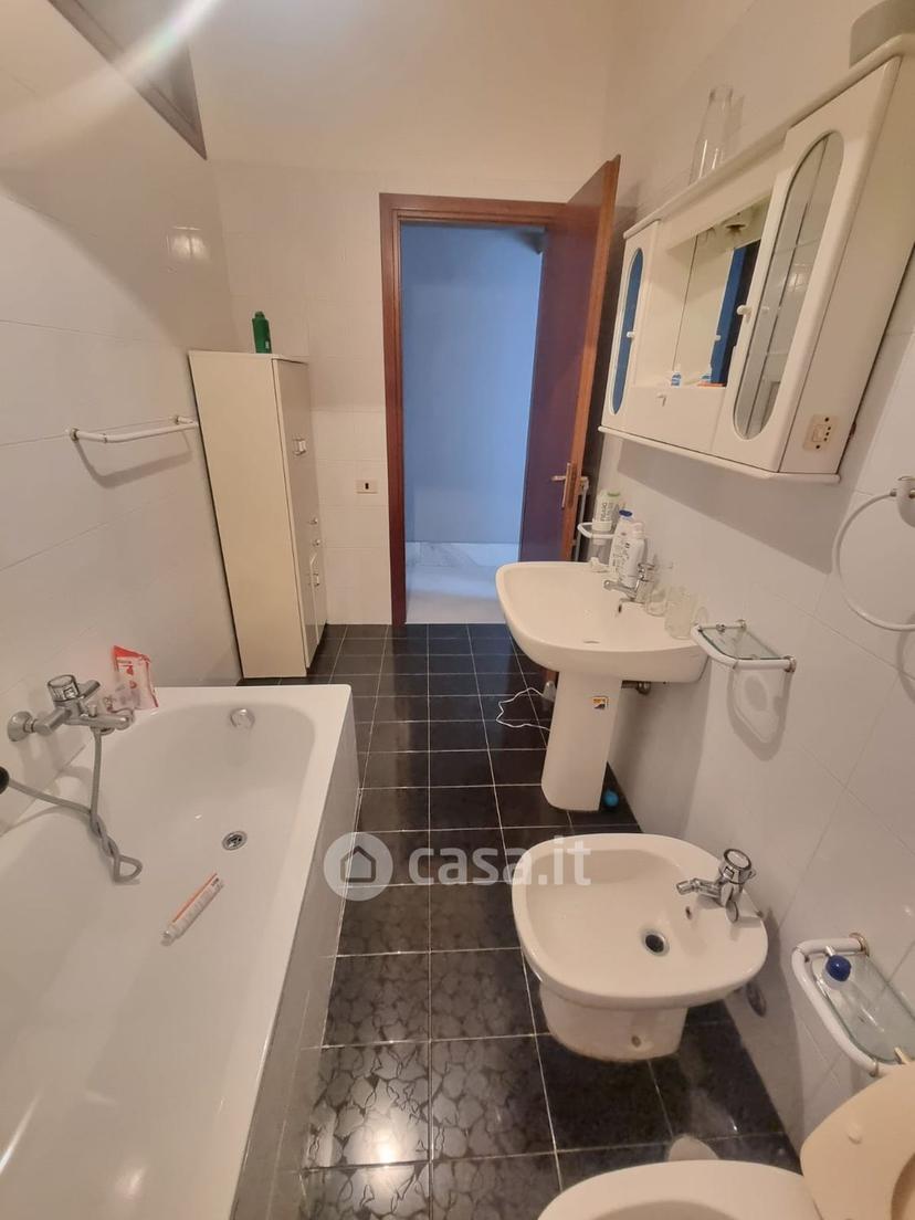 Trilocale in Via Cosimo Petrillo 132 — foto 7 di 30