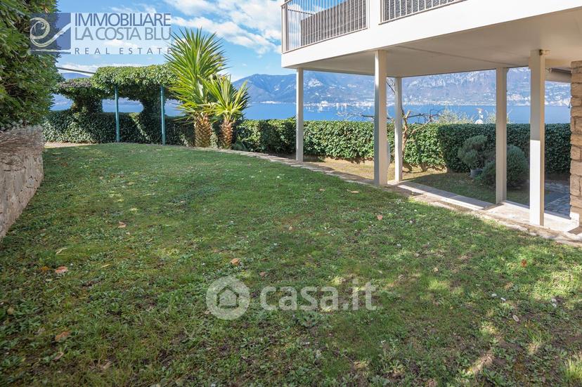 Villa in Via Alessandro Manzoni — foto 50 di 53
