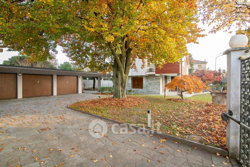 Villa in Via dei Mille — foto 43 di 50