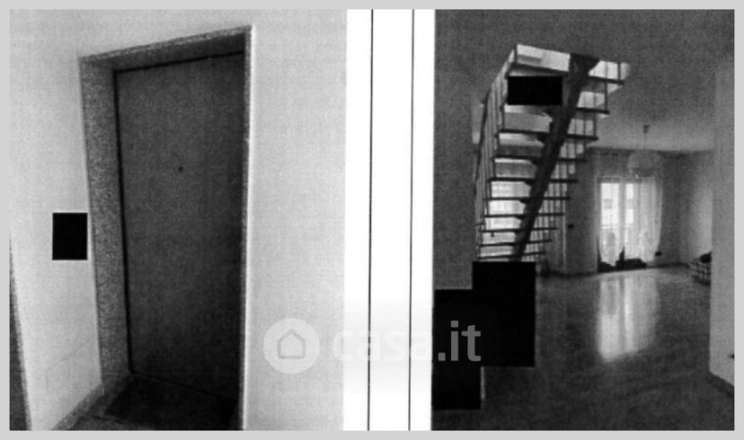 Appartamento in Via Antonio de Curtis — foto 3 di 32