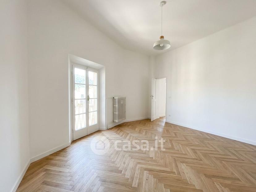 Trilocale in Via Emilia 250 — foto 11 di 23
