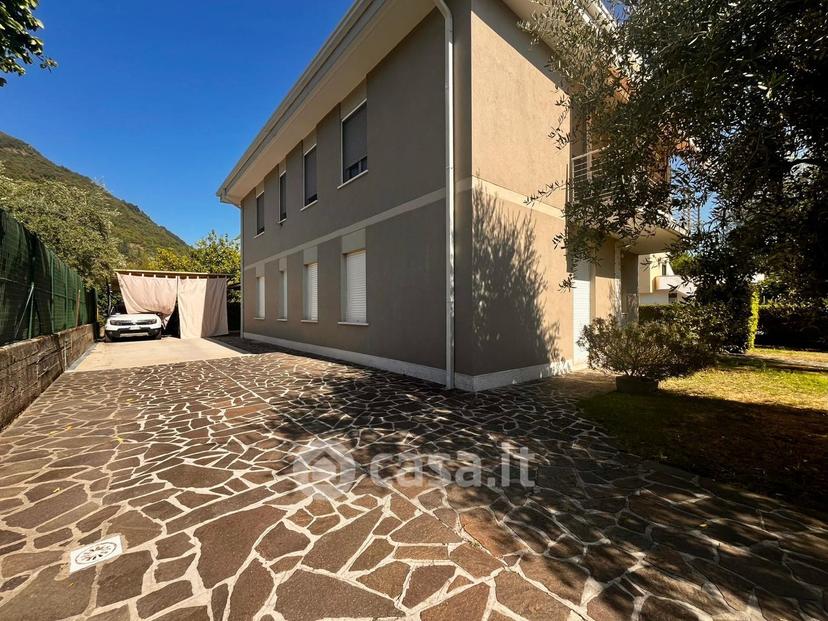 Villa in Via Rini Andrea — foto 24 di 29