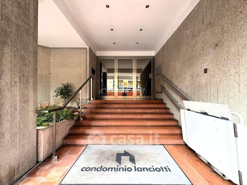 Appartamento in Viale Alcide de Gasperi 51 — foto 39 di 42