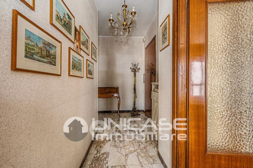 Appartamento in Piazza Vittorio Veneto 44 — foto 10 di 49