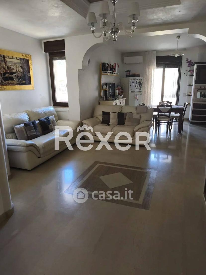 Trilocale in Via Pietro Nenni — foto 11 di 34