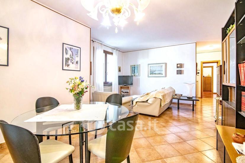 Villa in Via Fratelli Vigorelli — foto 52 di 54