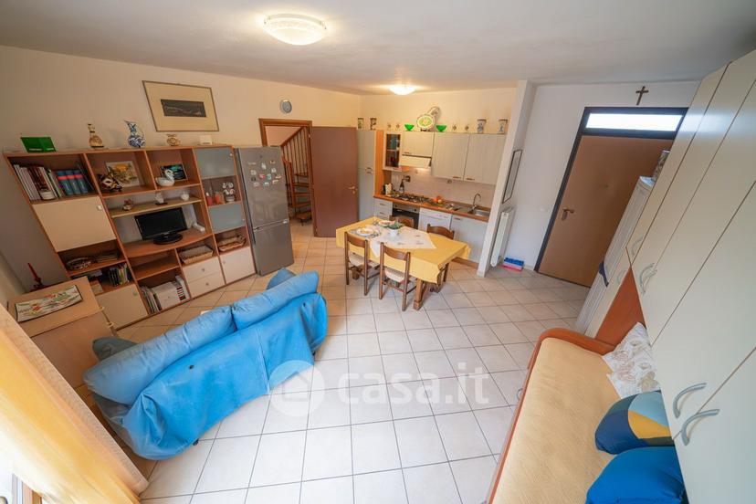 Trilocale in Via Adda 7 — foto 19 di 34