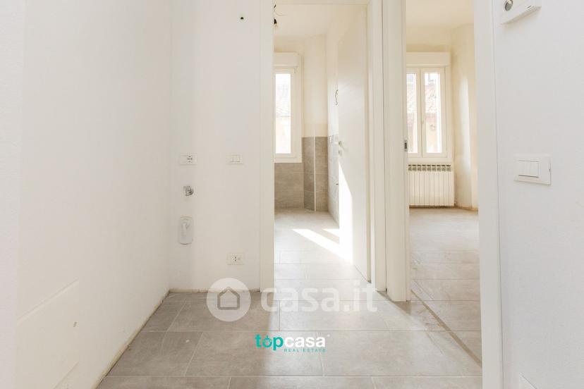 Bilocale in Via Milano 2 — foto 2 di 23
