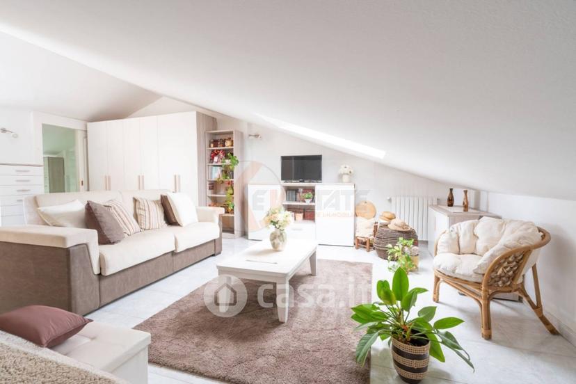 Appartamento in Via Walter Pasella 36 — foto 27 di 36