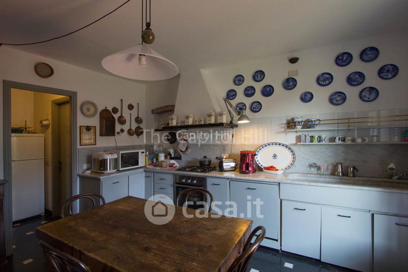 Villa in Via Ferrari 87 — foto 28 di 45