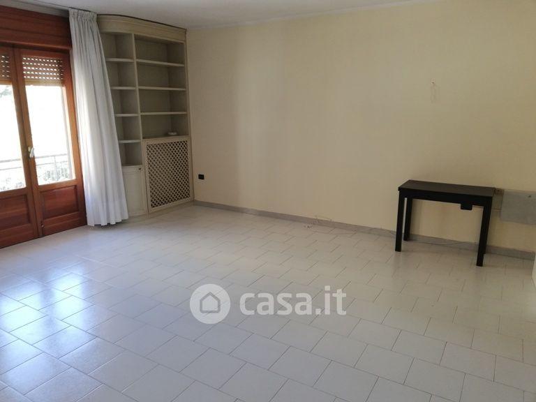 Trilocale in Via Pontinia 26 — foto 17 di 21