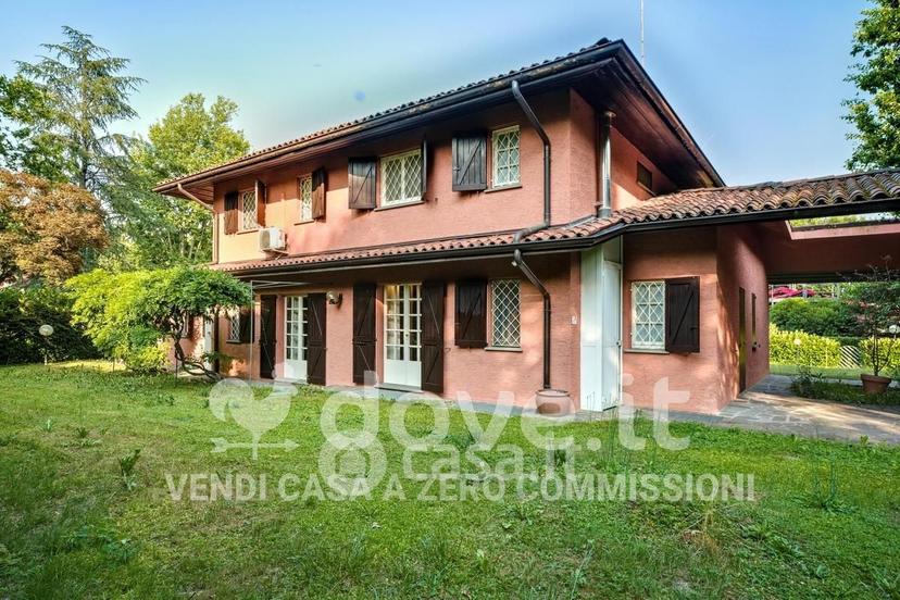 Villa in Via Alessandro Manzoni 28 — foto 23 di 43