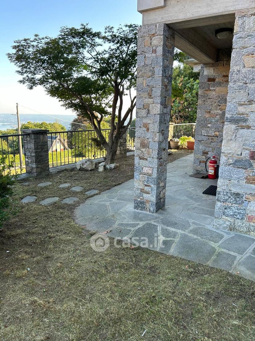 Villa in Via Fourmighè — foto 24 di 42