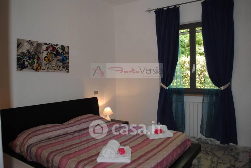 Villa in Via dei Cipressi 38 — foto 30 di 34