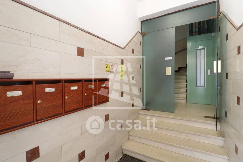 Quadrilocale in Via dei Due Gobbi 10 — foto 11 di 36