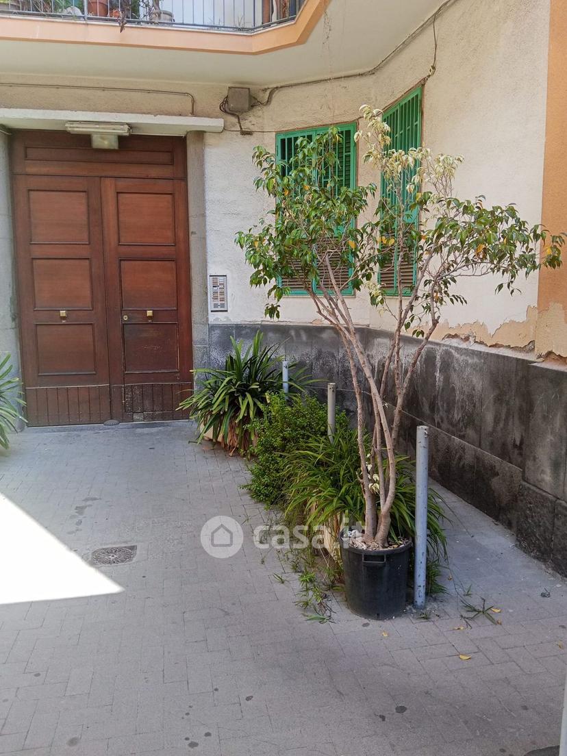 Stanza in Via Ficarazzi — foto 4 di 10