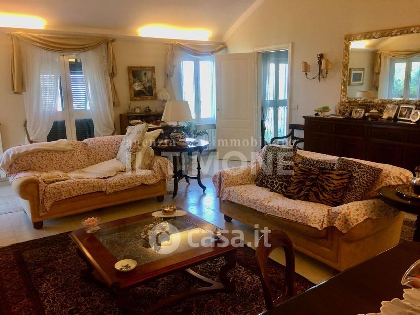 Trilocale in Via Cornice di Sant'Ambrogio — foto 19 di 31