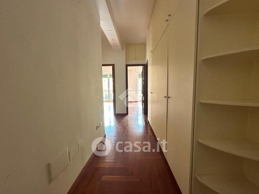 Trilocale in Via Giuseppe de Lorenzo 22 — foto 12 di 20