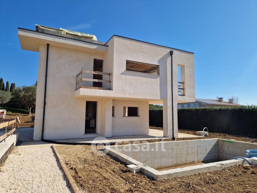 Villa in Via San Cassiano — foto 4 di 48