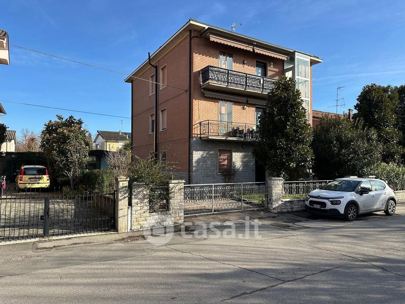 Quadrilocale in Via Luciano Romagnoli 22 — foto 12 di 40