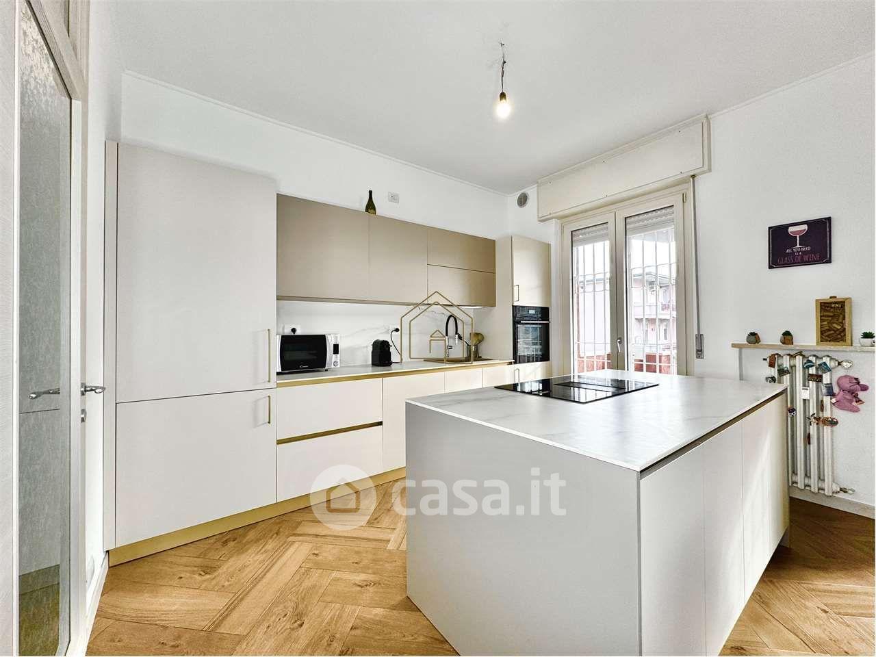 Trilocale in Viale Cavour