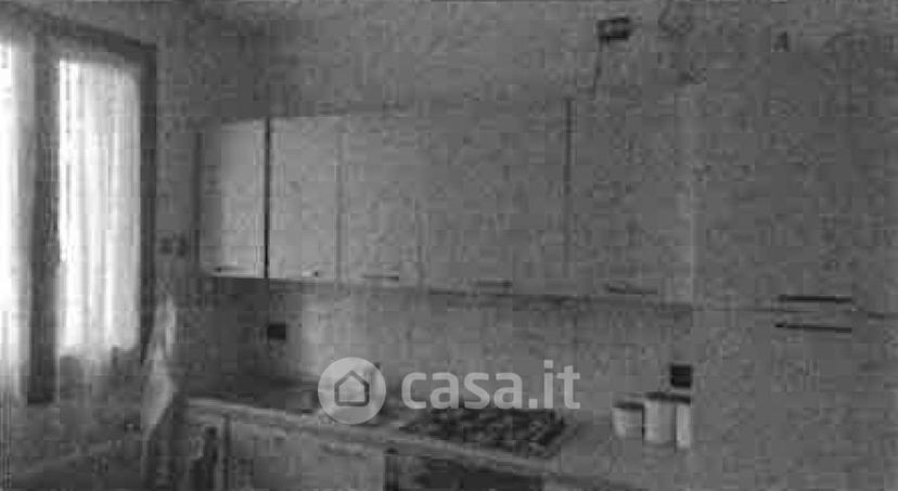 Trilocale in Via delle Ginestre 72 — foto 10 di 10