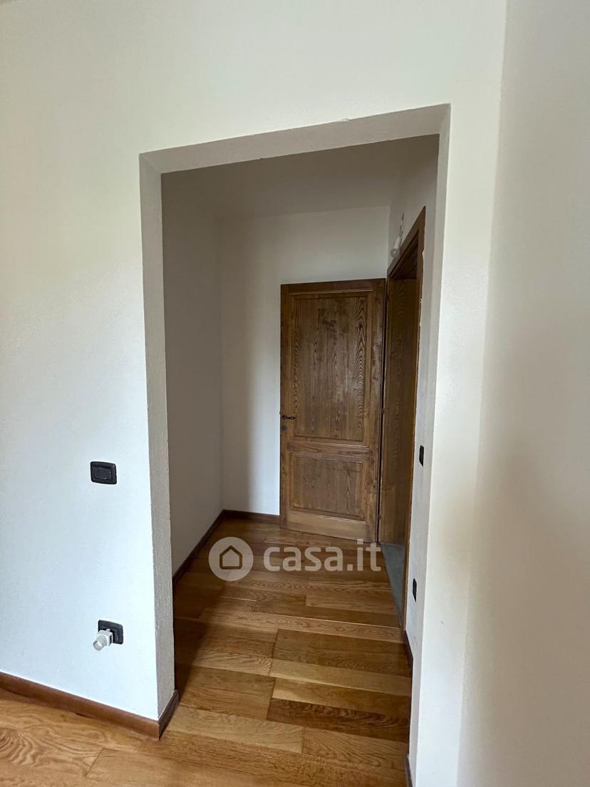 Trilocale in Via Vecchio Ponte 1 — foto 8 di 30