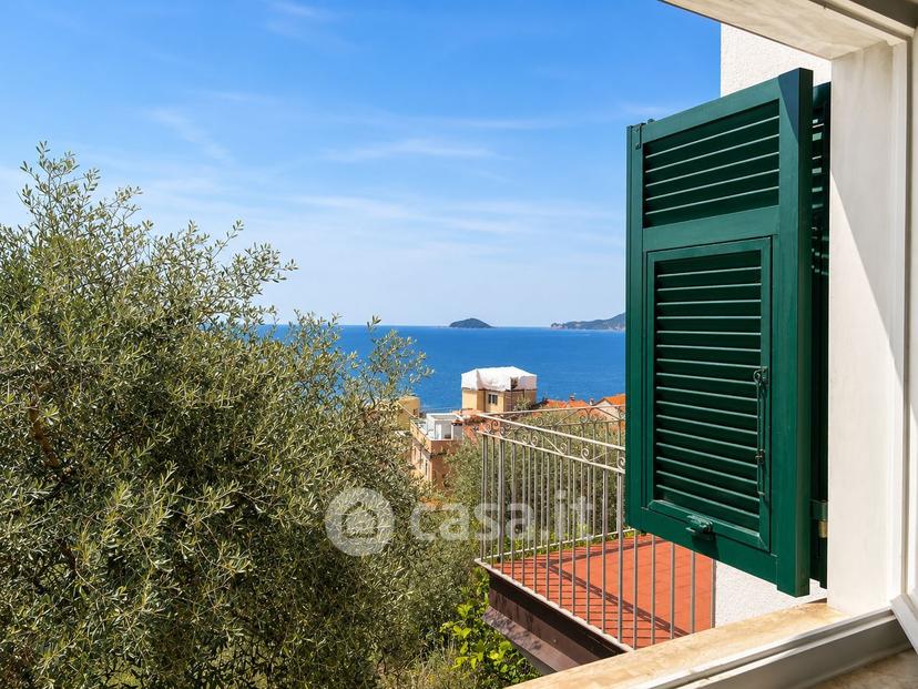 Villa in Via Giacomo Matteotti 13 — foto 34 di 45
