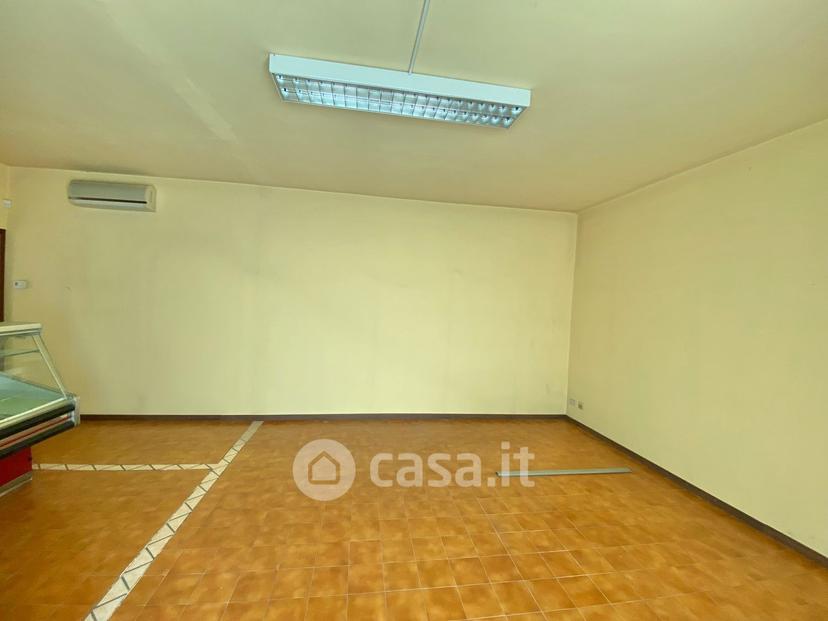 Bilocale in Via Roma — foto 6 di 22