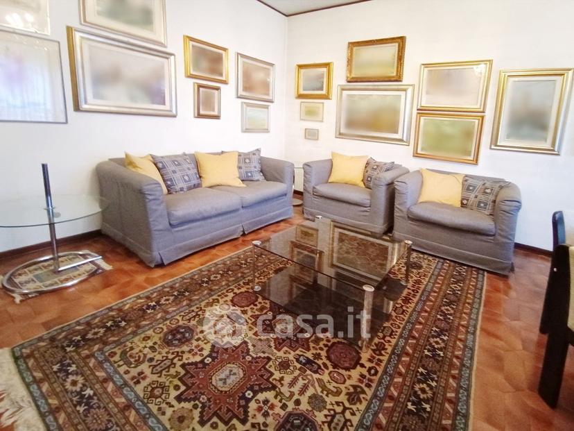 Quadrilocale in Via Carlo Cattaneo 36 — foto 27 di 36