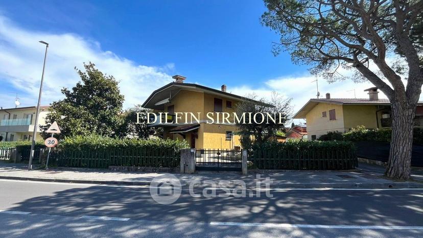 Trilocale in Via Divisione Acqui 32 — foto 4 di 25